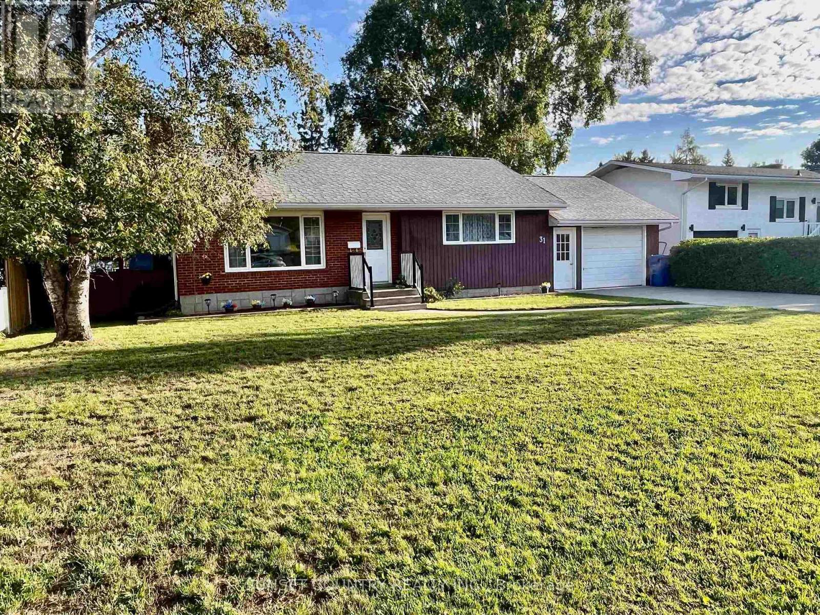 31 Ross Street, Dryden, Ontario  P8N 1T9 - Photo 46 - X13695456