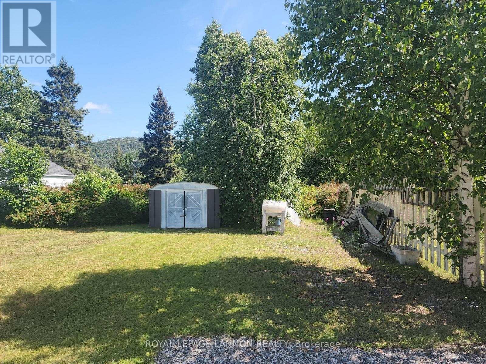 216 Main, Schreiber, Ontario  P0T 2S0 - Photo 3 - X13696952