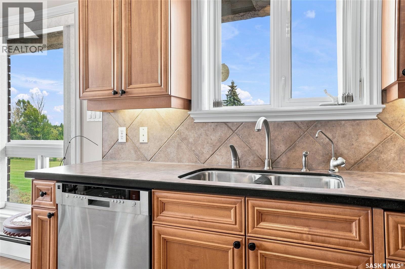 302 110 Armistice Way, Saskatoon, Saskatchewan  S7J 5L8 - Photo 24 - SK047130