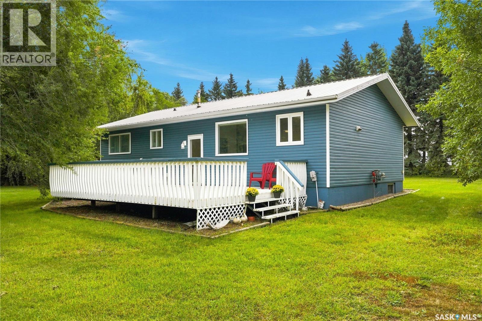 Bellavance Acreage, North Battleford Rm No. 437, Saskatchewan  S9A 2Y7 - Photo 2 - SK047106