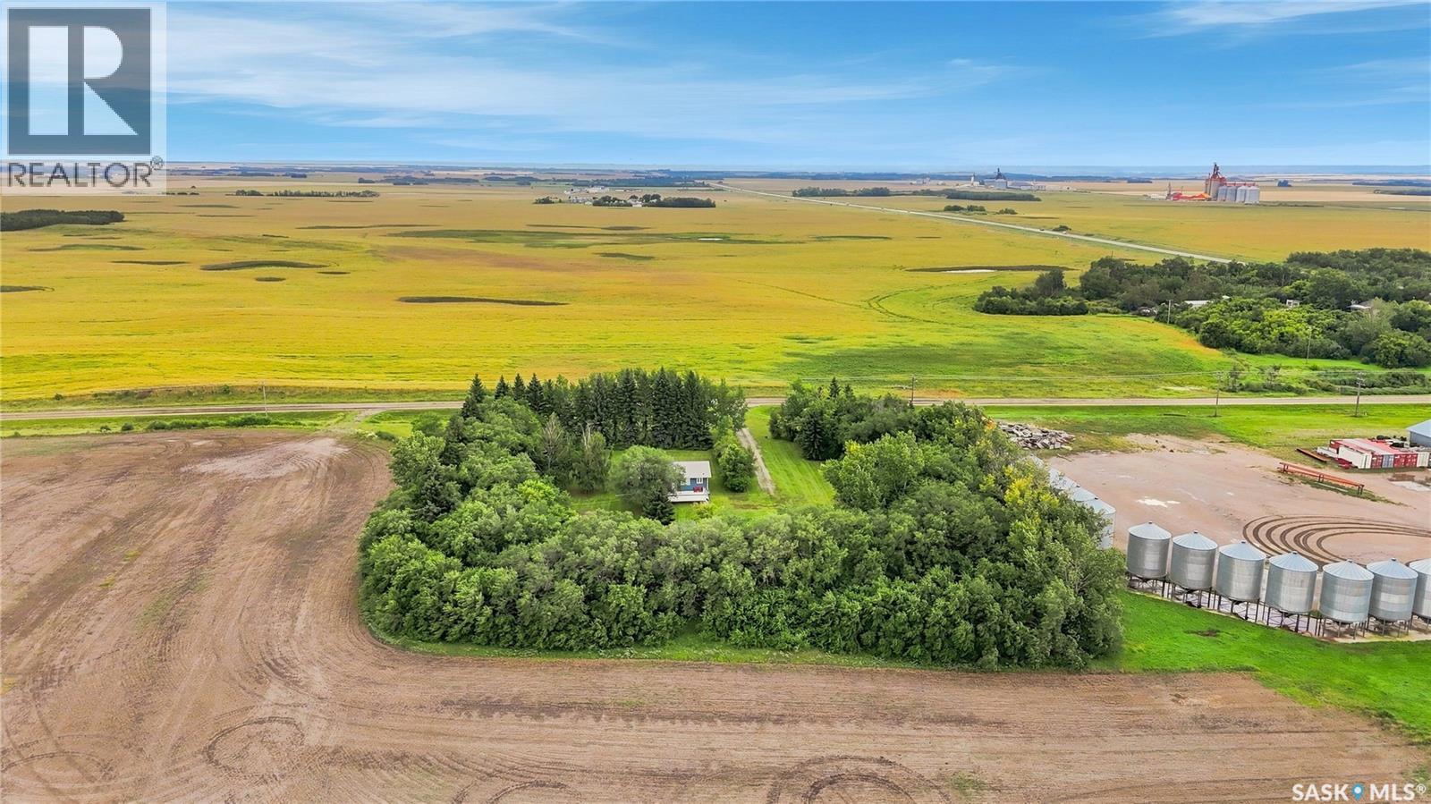 Bellavance Acreage, North Battleford Rm No. 437, Saskatchewan  S9A 2Y7 - Photo 51 - SK047106