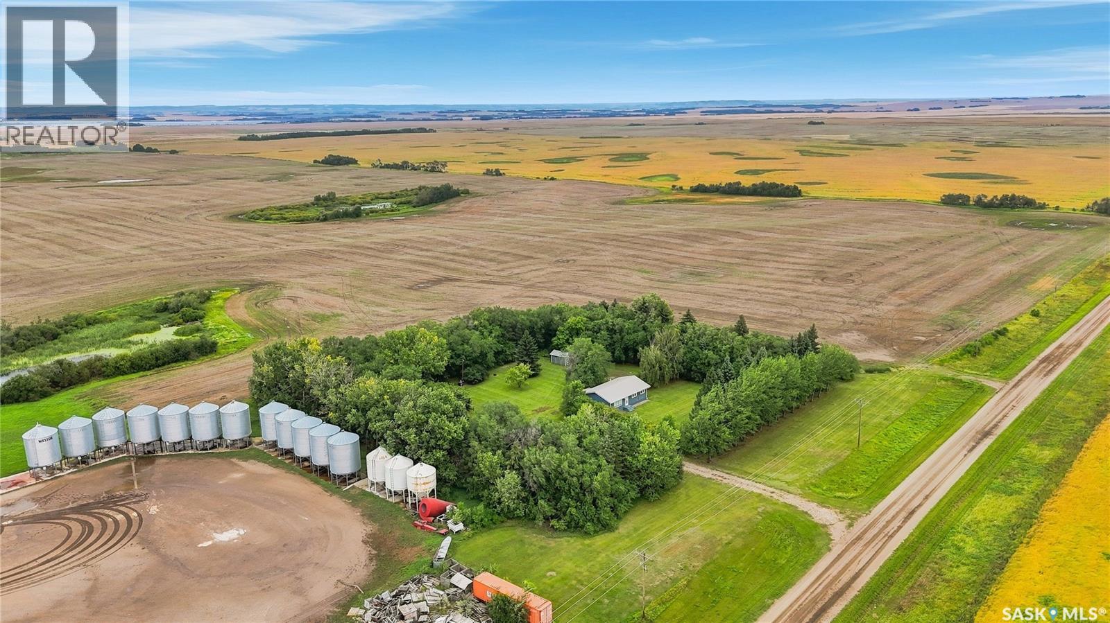 Bellavance Acreage, North Battleford Rm No. 437, Saskatchewan  S9A 2Y7 - Photo 52 - SK047106