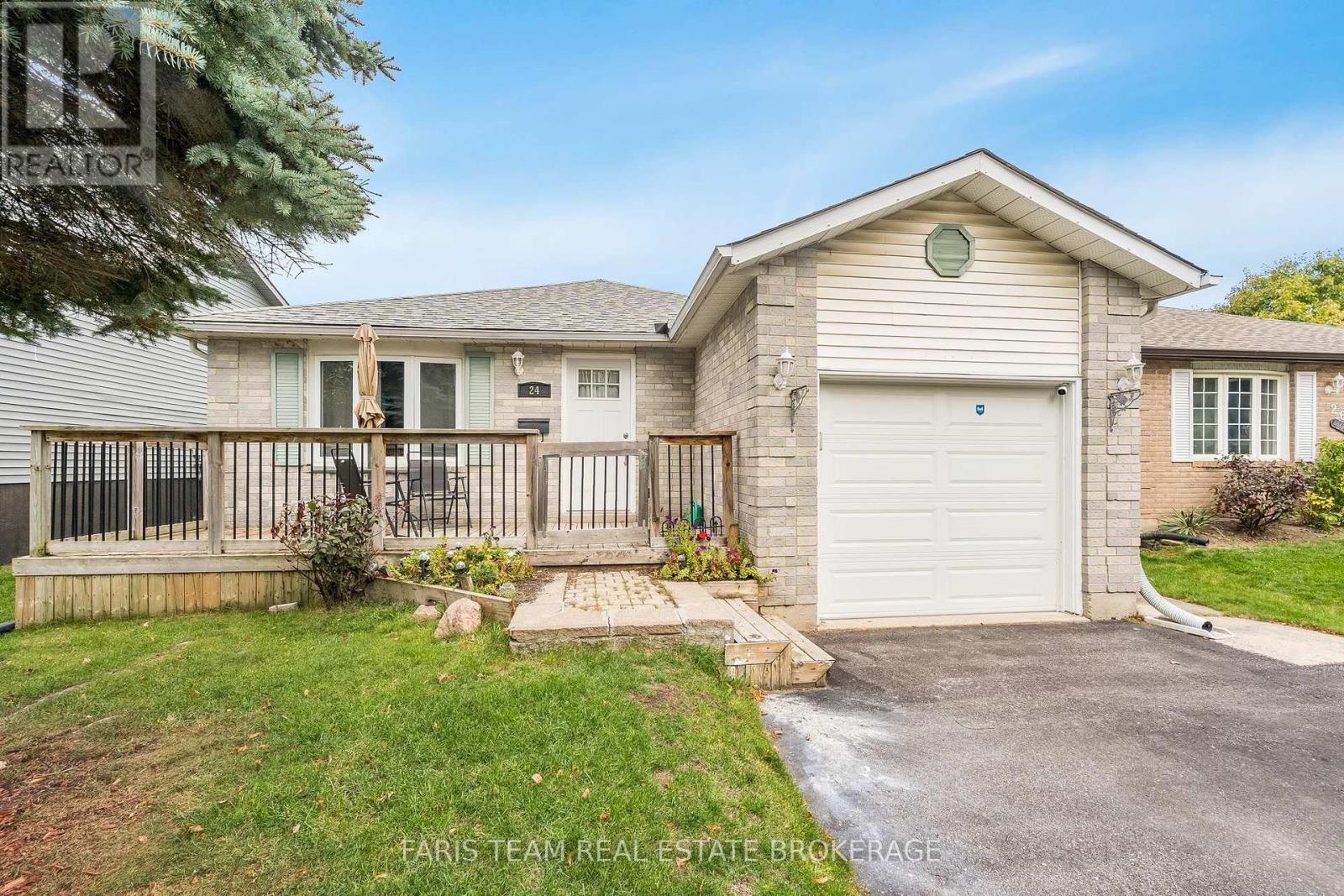 24 Laurie Crescent, Barrie (Wellington), Ontario  L4M 6C7 - Photo 1 - S13730726