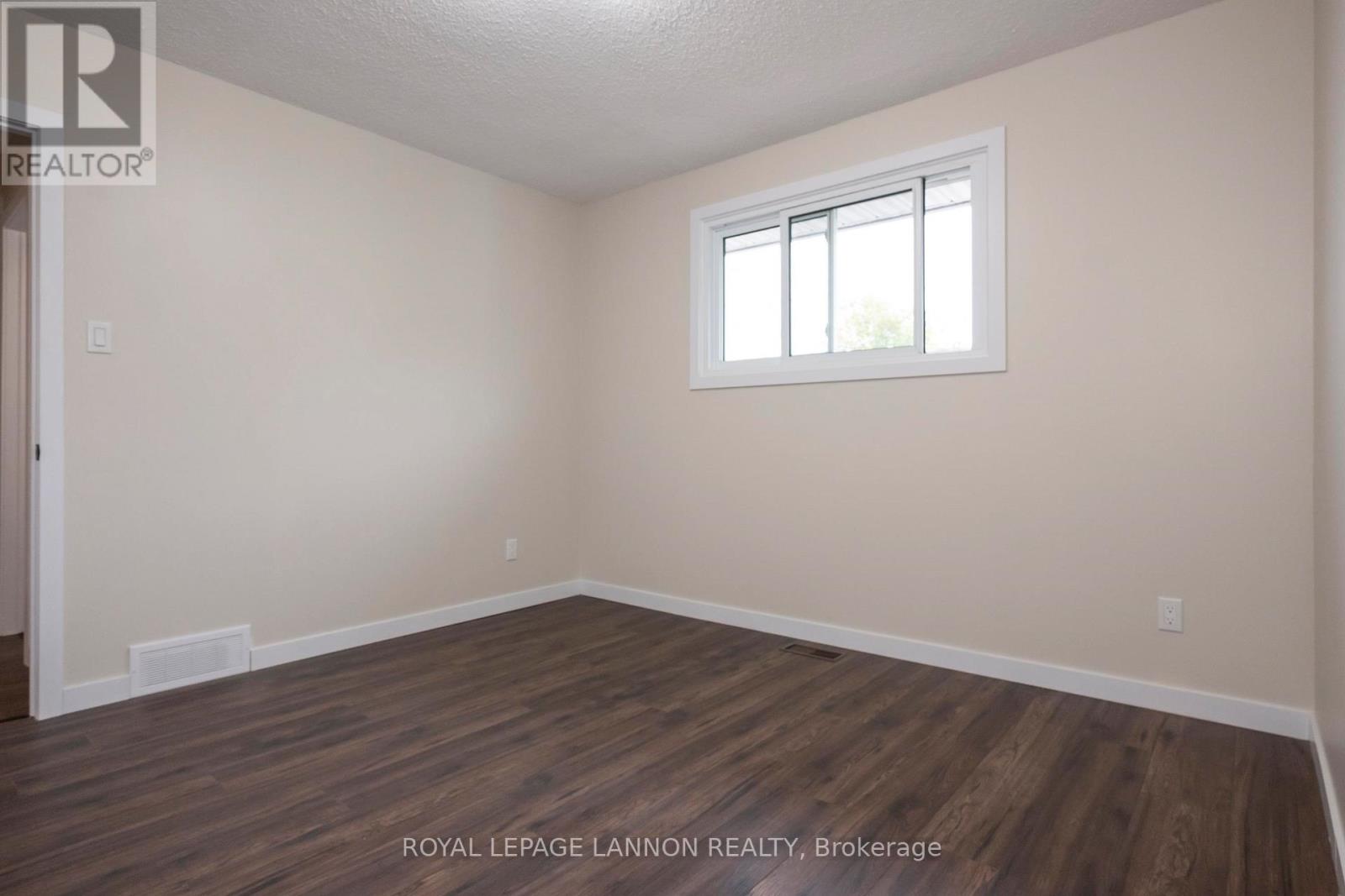262 Sheridan Cres, Thunder Bay, Ontario  P7C 5M4 - Photo 11 - X13700964