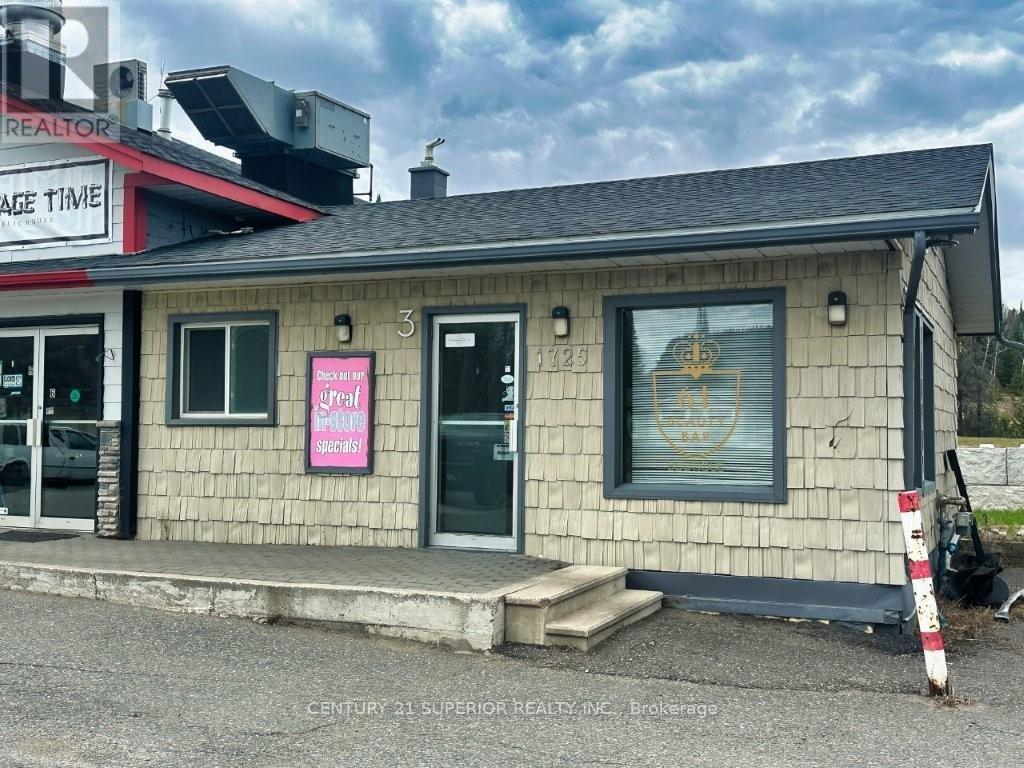 1725 Hwy 61, Thunder Bay, Ontario  P7J 1G3 - Photo 1 - X13690864