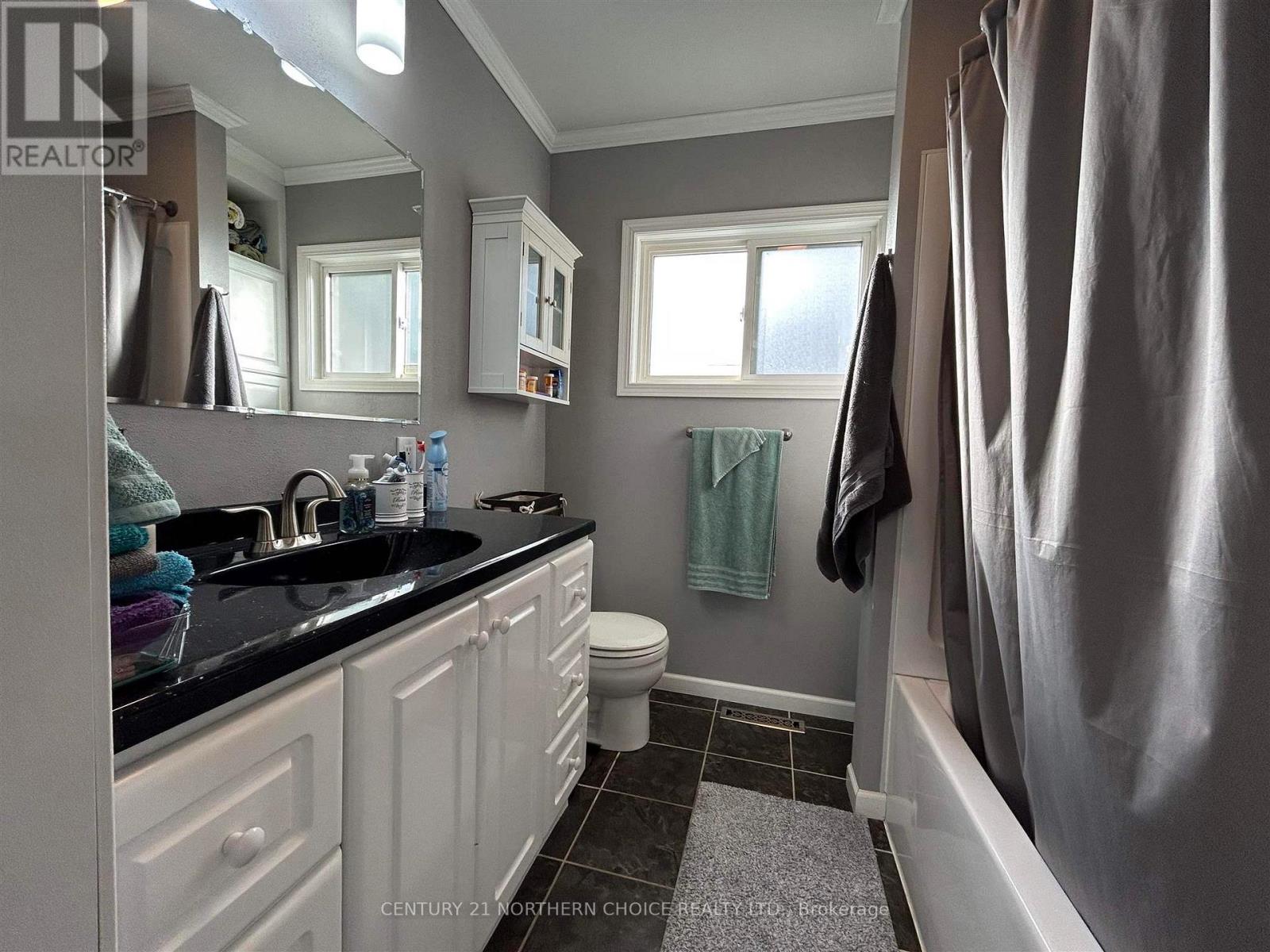 628 Second Street E, Fort Frances, Ontario  P9A 1N5 - Photo 10 - X13688696