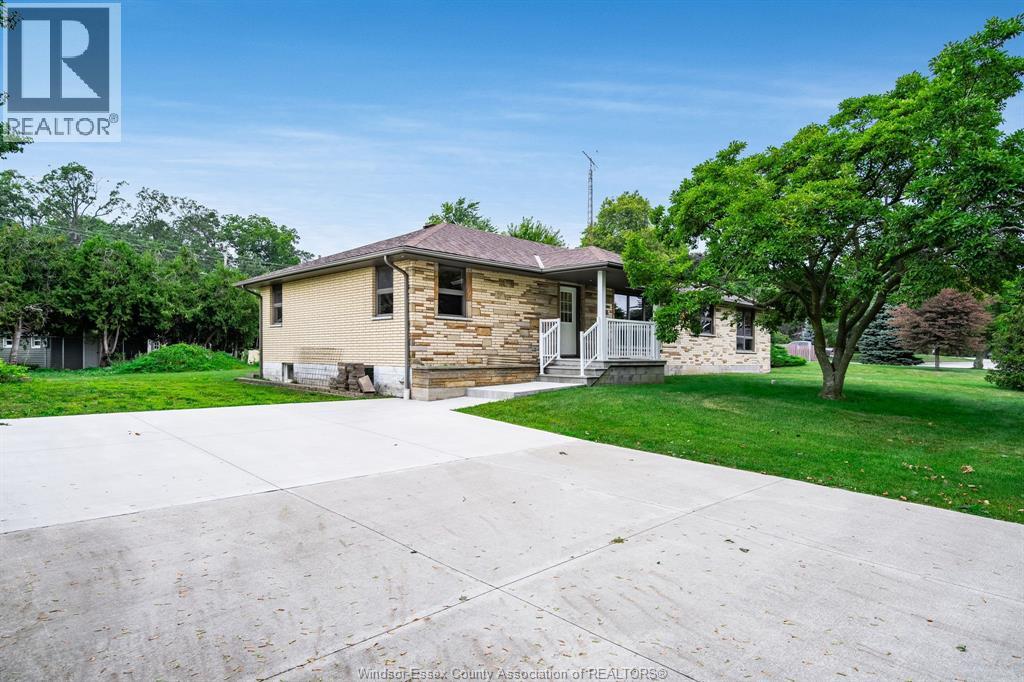 MLS# 26021207: 3 Stewart, Leamington, Canada