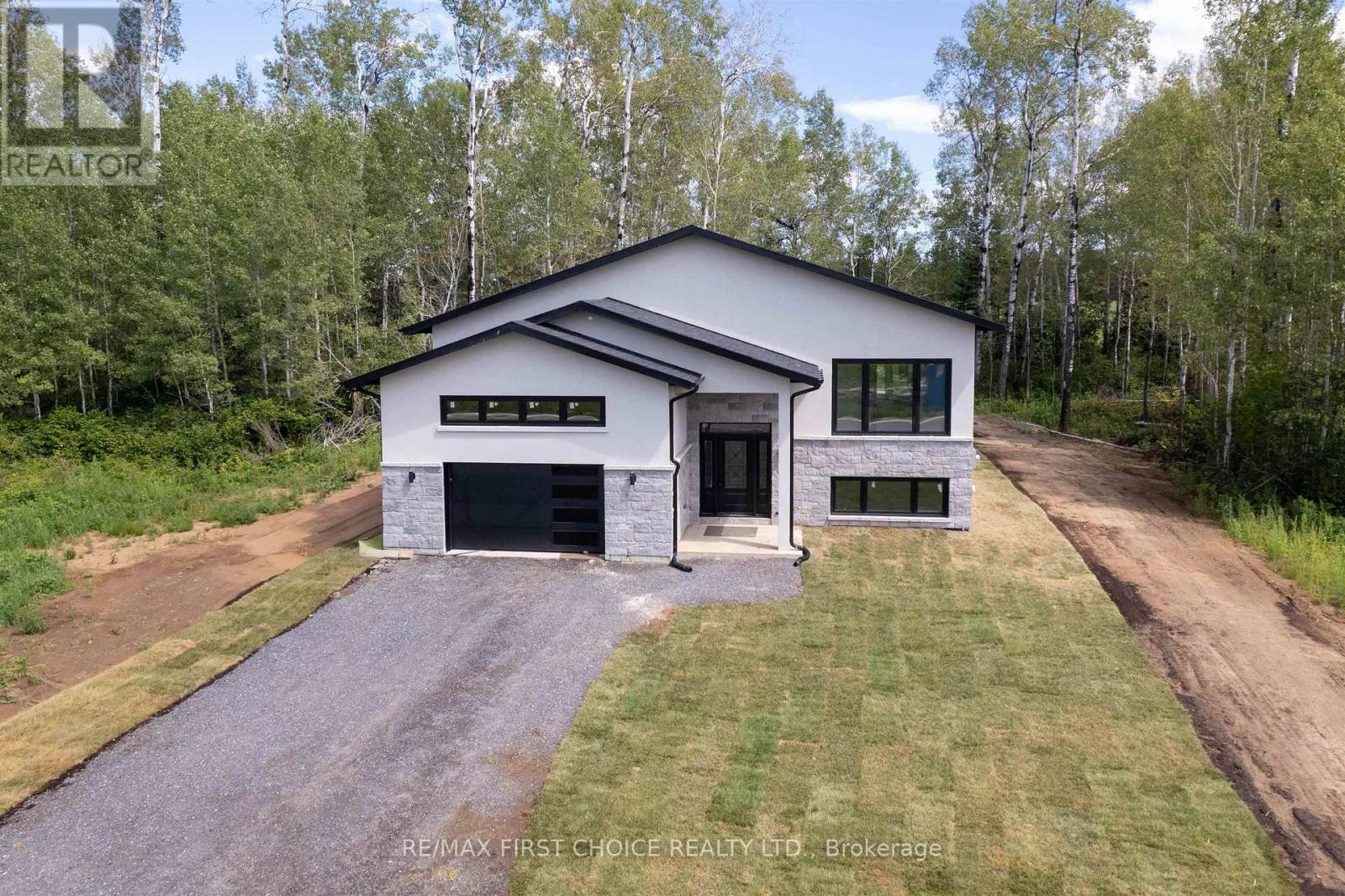 3435 King George's Park Drive, Oliver Paipoonge, Ontario  P7K 0V5 - Photo 3 - X13702290