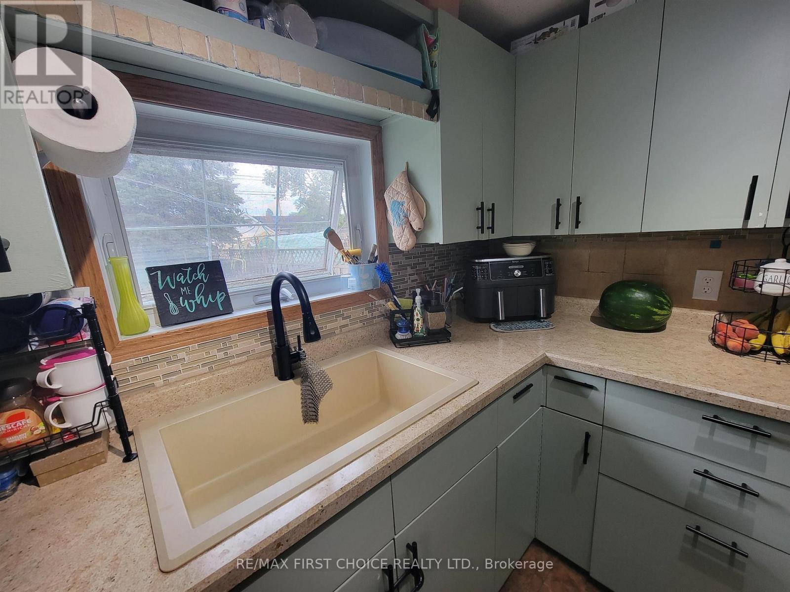 1032 Third St E, Fort Frances, Ontario  P9A 1S4 - Photo 8 - X13699536