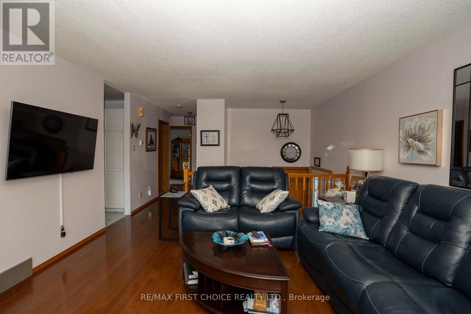 224 London Drive, Thunder Bay, Ontario  P7A 7Z6 - Photo 4 - X13702090