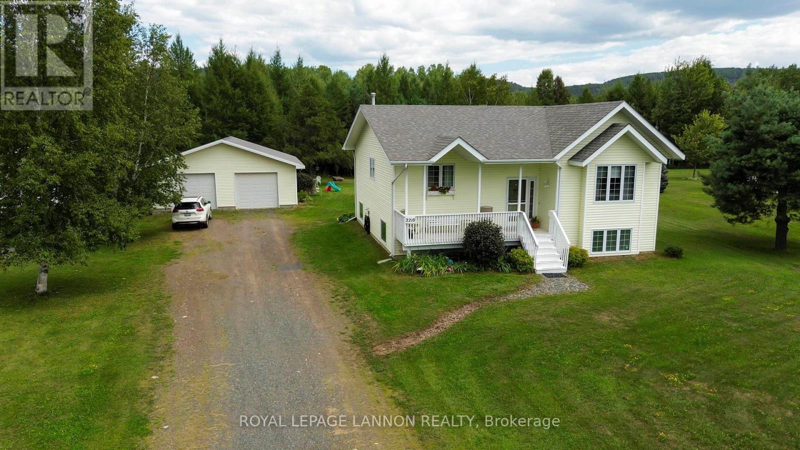 2210 Scotland Street, Thunder Bay, Ontario  P7J 1G9 - Photo 2 - X13705688