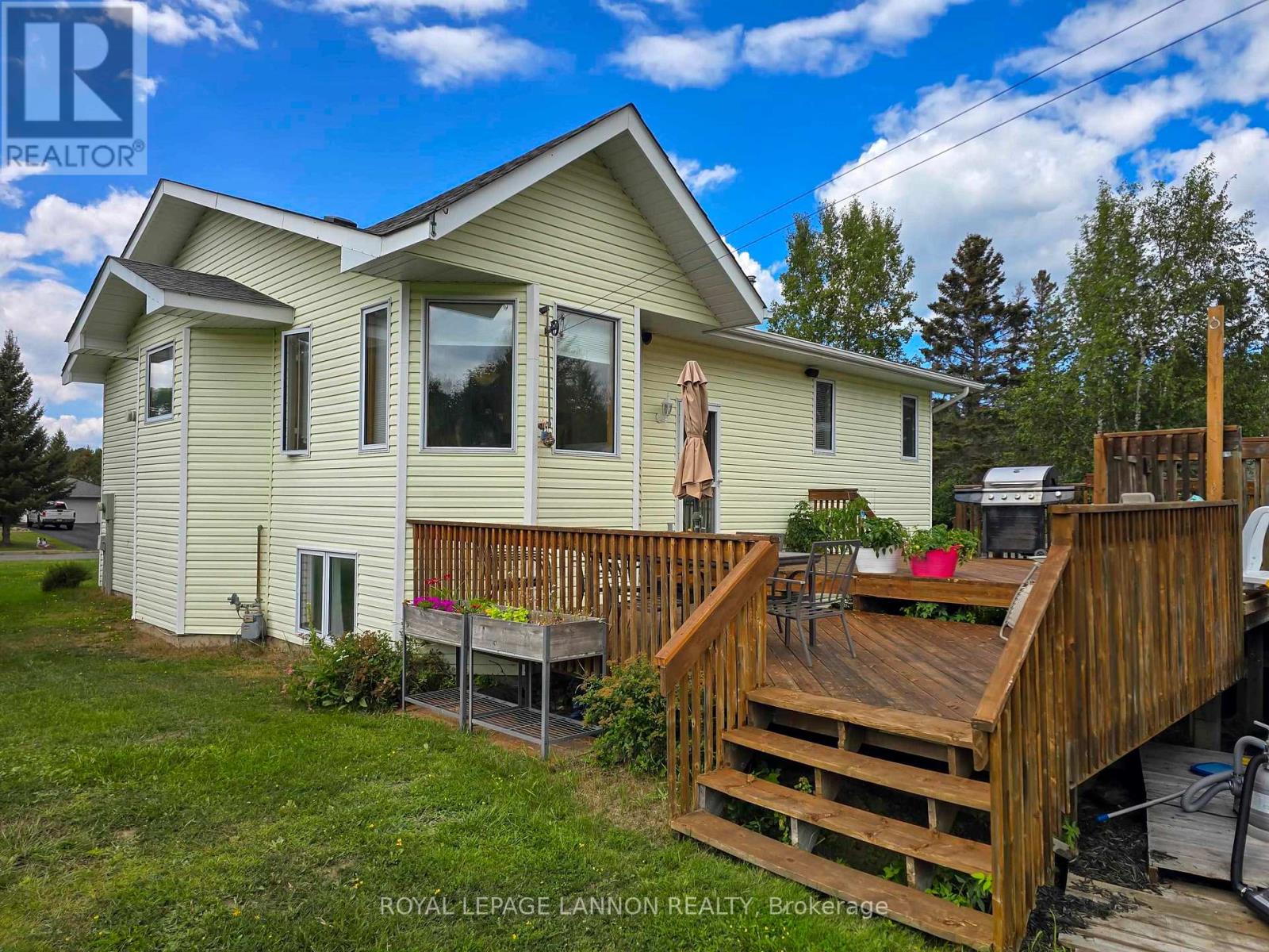 2210 Scotland Street, Thunder Bay, Ontario  P7J 1G9 - Photo 12 - X13705688
