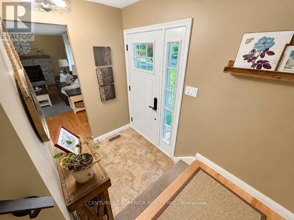 108 Flamingo Drive, Thunder Bay, Ontario  P7B 6K1 - Photo 9 - X13705870