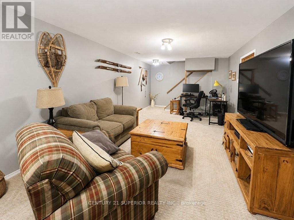 108 Flamingo Drive, Thunder Bay, Ontario  P7B 6K1 - Photo 36 - X13705870