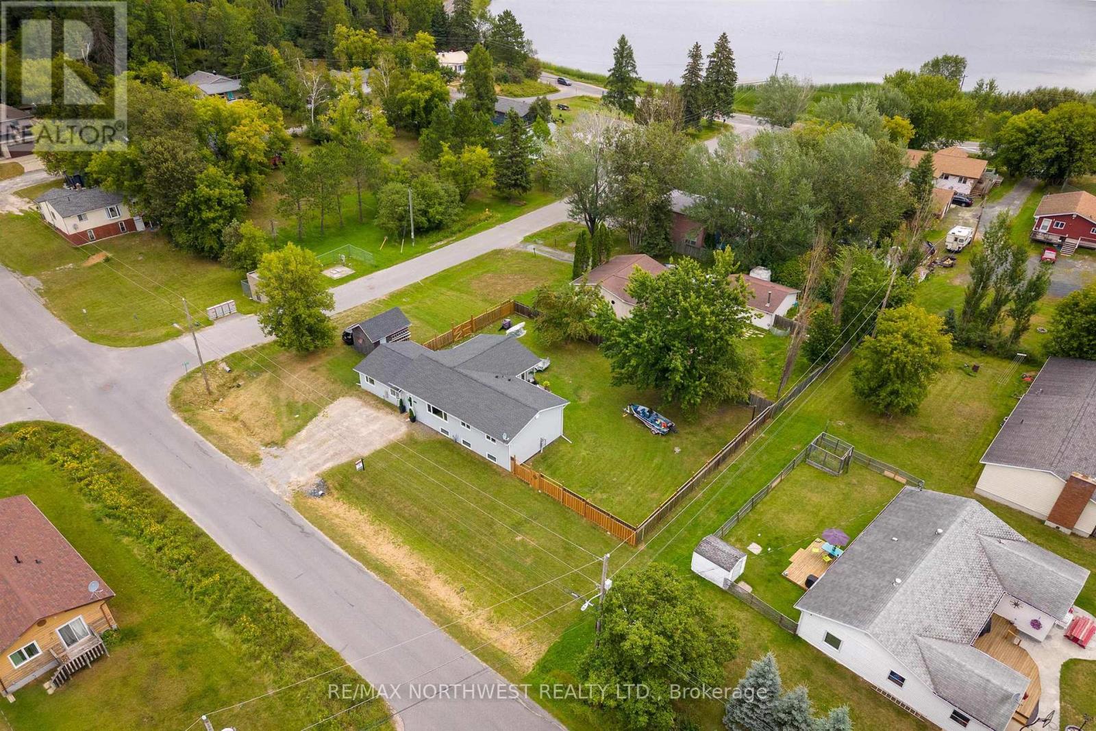 25 Park Avenue, Kenora, Ontario  P9N 3W8 - Photo 3 - X13712044