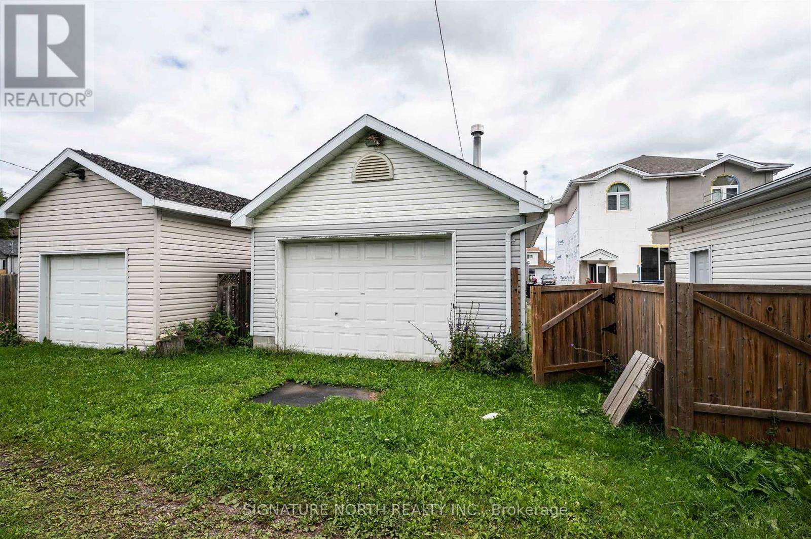 735 Ernestine Avenue, Thunder Bay, Ontario  P7E 1W9 - Photo 28 - X13711752