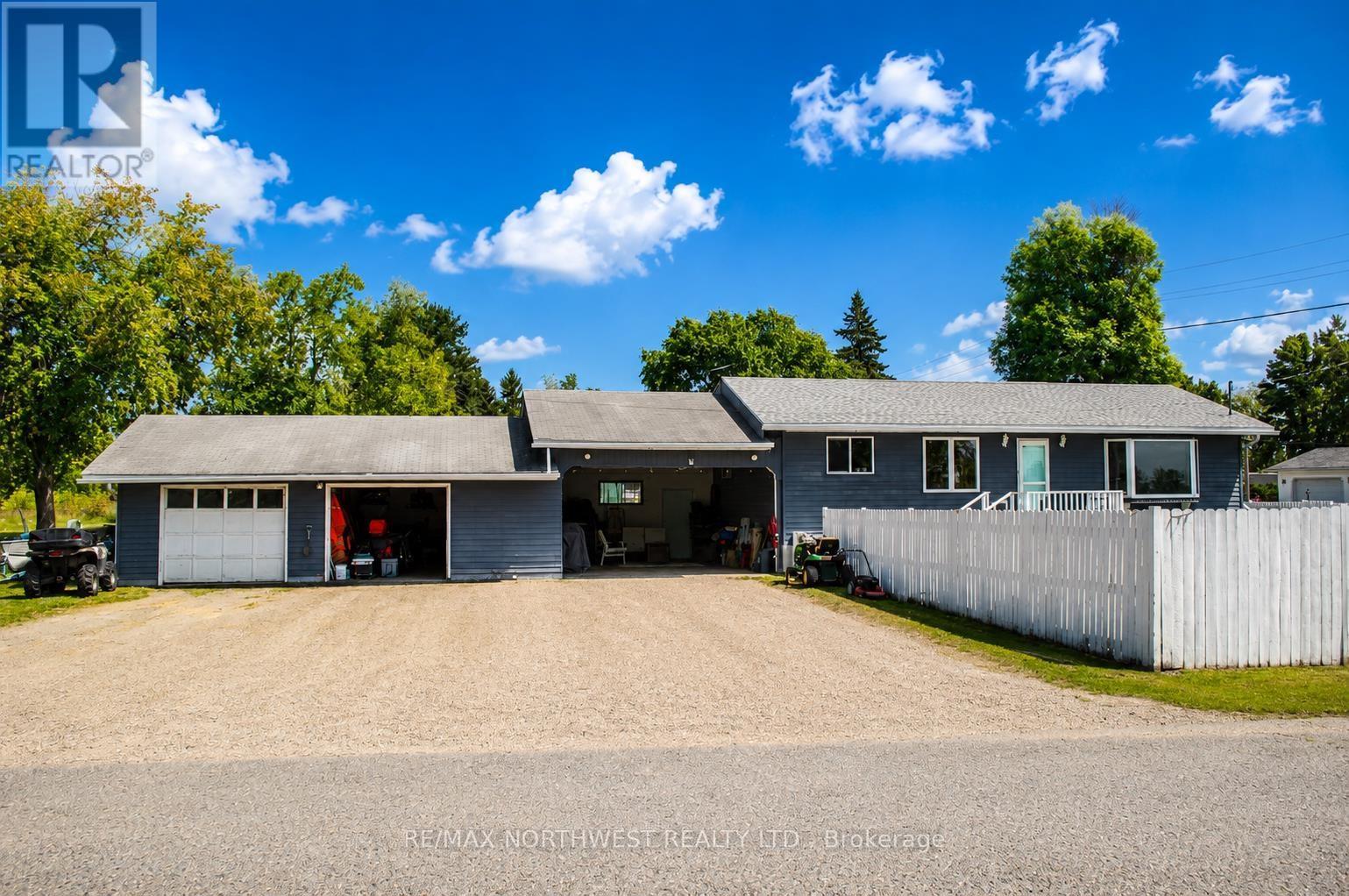 501 Atwood Ave, Rainy River, Ontario  P0W 1L0 - Photo 2 - X13706392