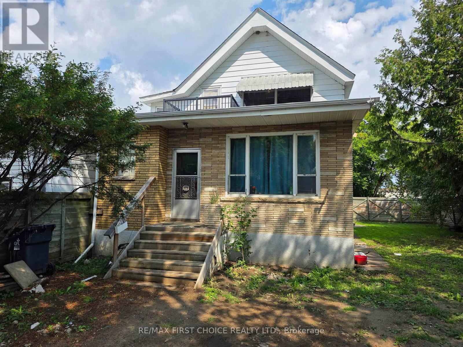 115 Cameron Street, Thunder Bay, Ontario  P7C 2G7 - Photo 1 - X13707272
