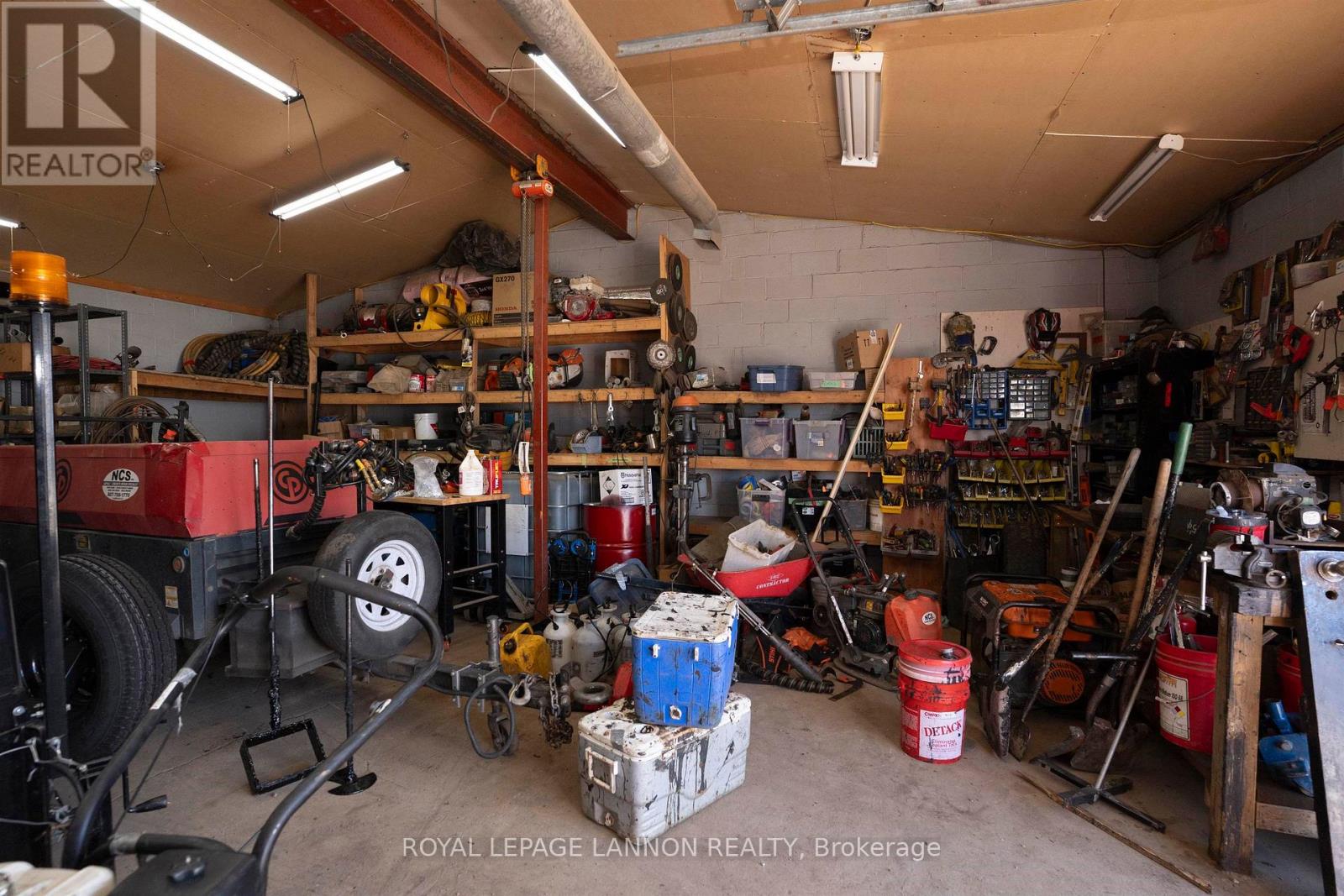 841 & 851 Field St, Thunder Bay, Ontario  P7B 6B6 - Photo 20 - X13707522