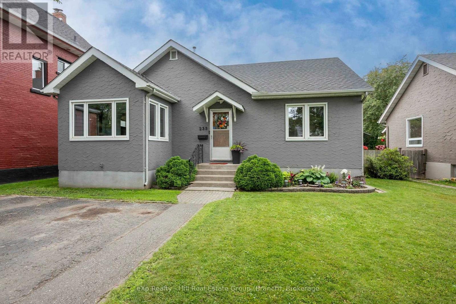 235 Franklin Street N, Thunder Bay, Ontario  P7C 4J1 - Photo 1 - X13707914
