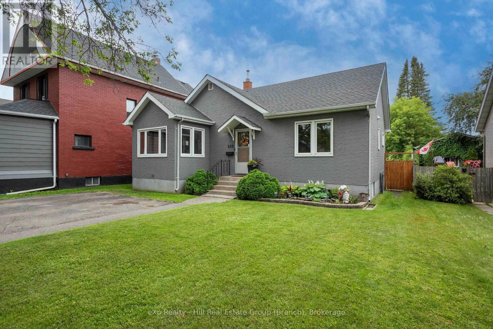 235 Franklin Street N, Thunder Bay, Ontario  P7C 4J1 - Photo 3 - X13707914