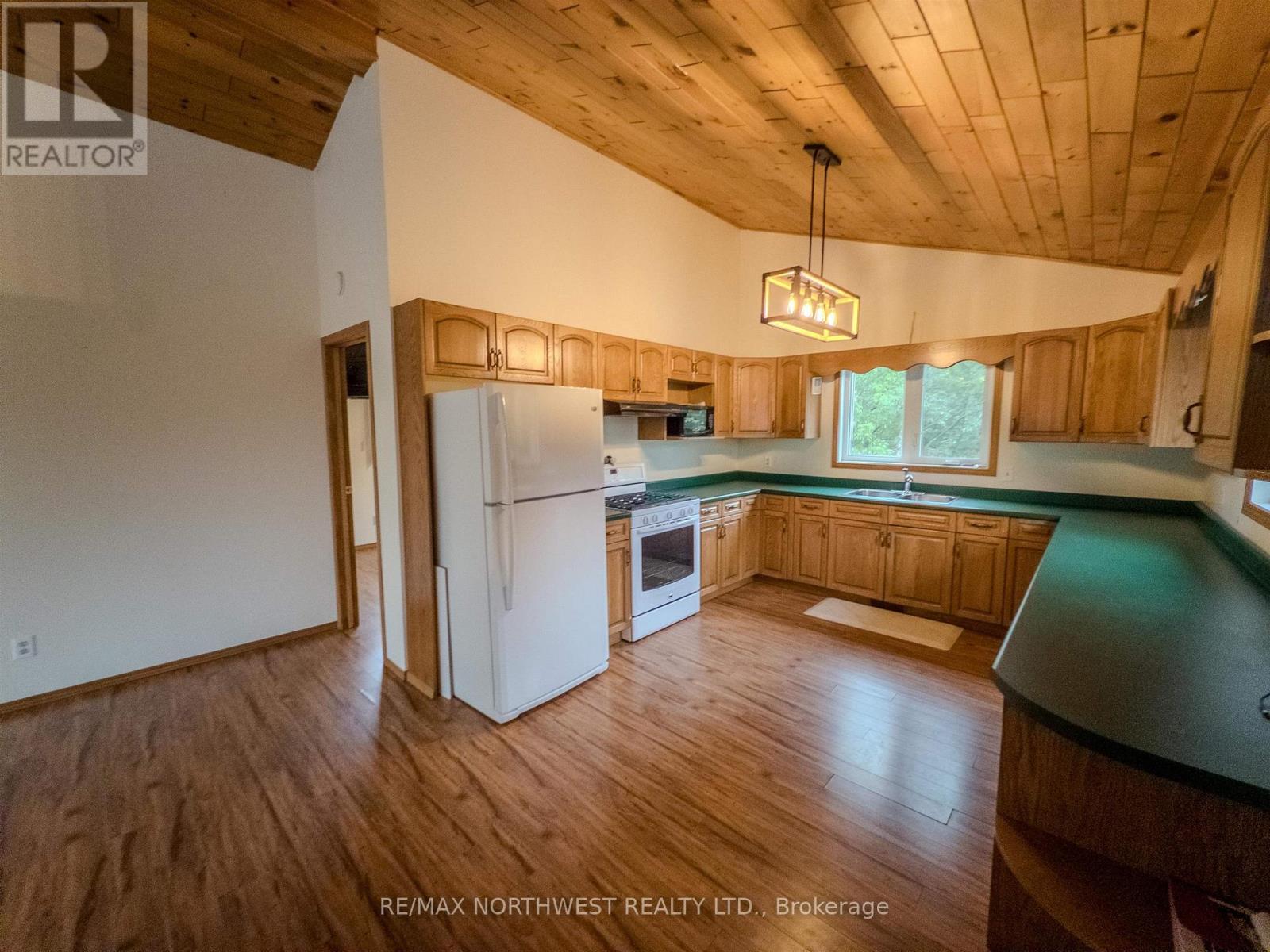 1829 Highway 17 West, Kenora, Ontario  P0X 1C0 - Photo 23 - X13707274