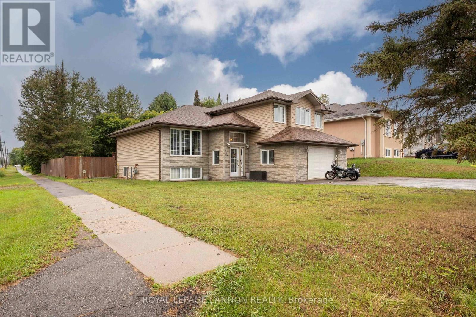 733 Woodcrest Road, Thunder Bay, Ontario  P7G 1J2 - Photo 50 - X13714926