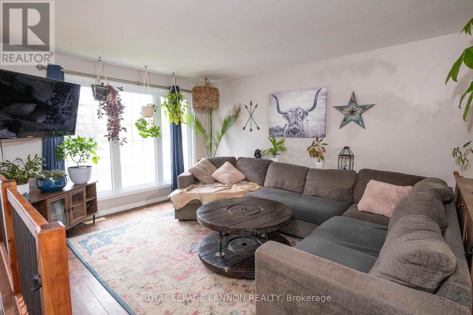 733 Woodcrest Road, Thunder Bay, Ontario  P7G 1J2 - Photo 7 - X13714926
