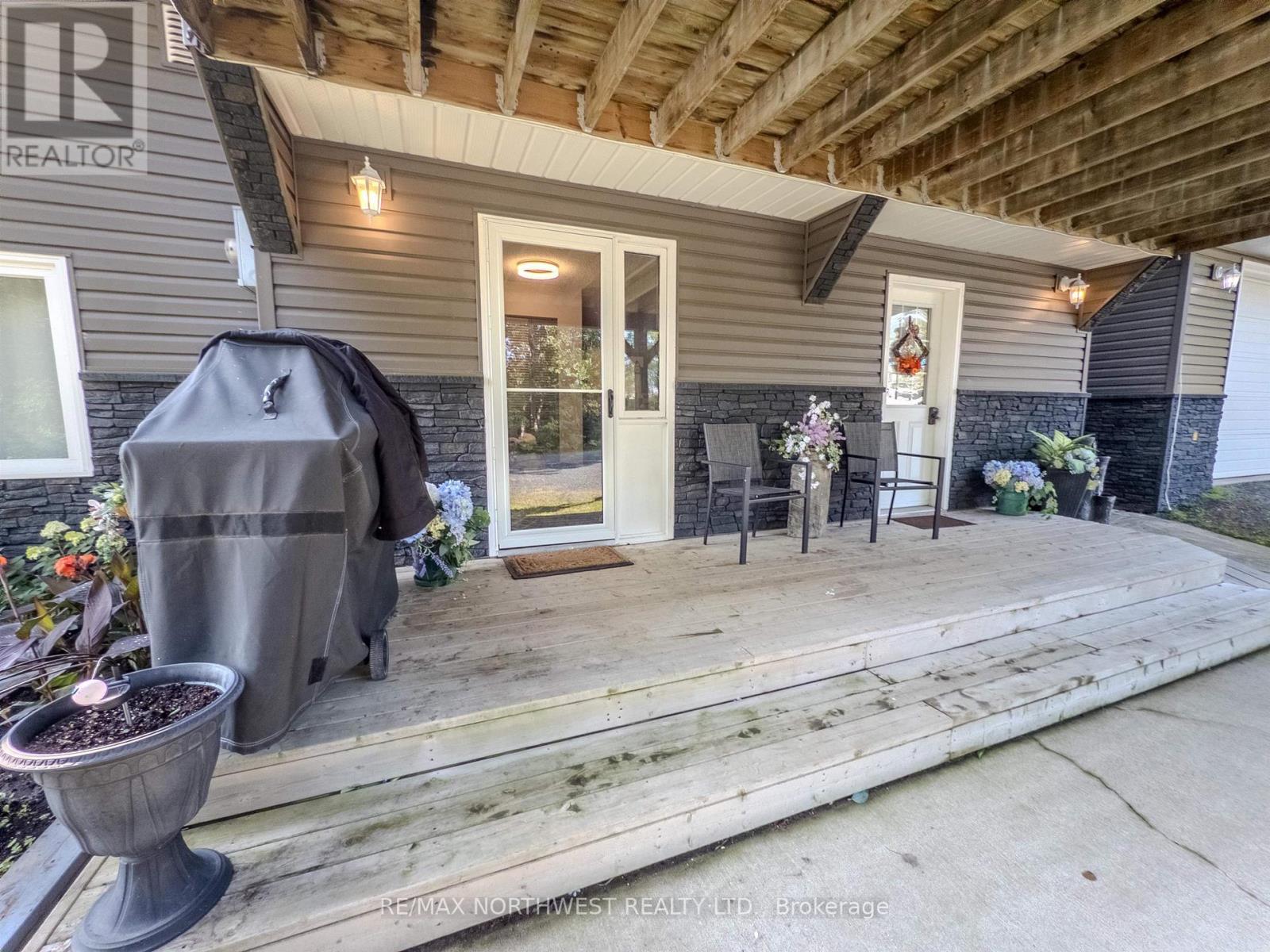 1829 Highway 17 West, Kenora, Ontario  P0X 1C0 - Photo 4 - X13707274