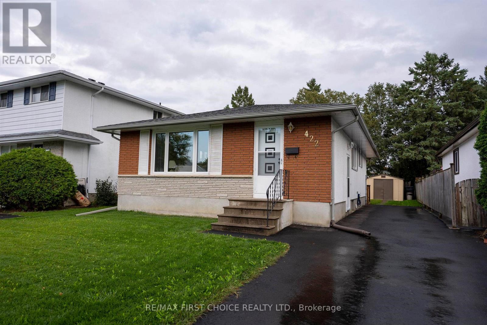 422 SIMON FRASER DRIVE, Thunder Bay, Ontario