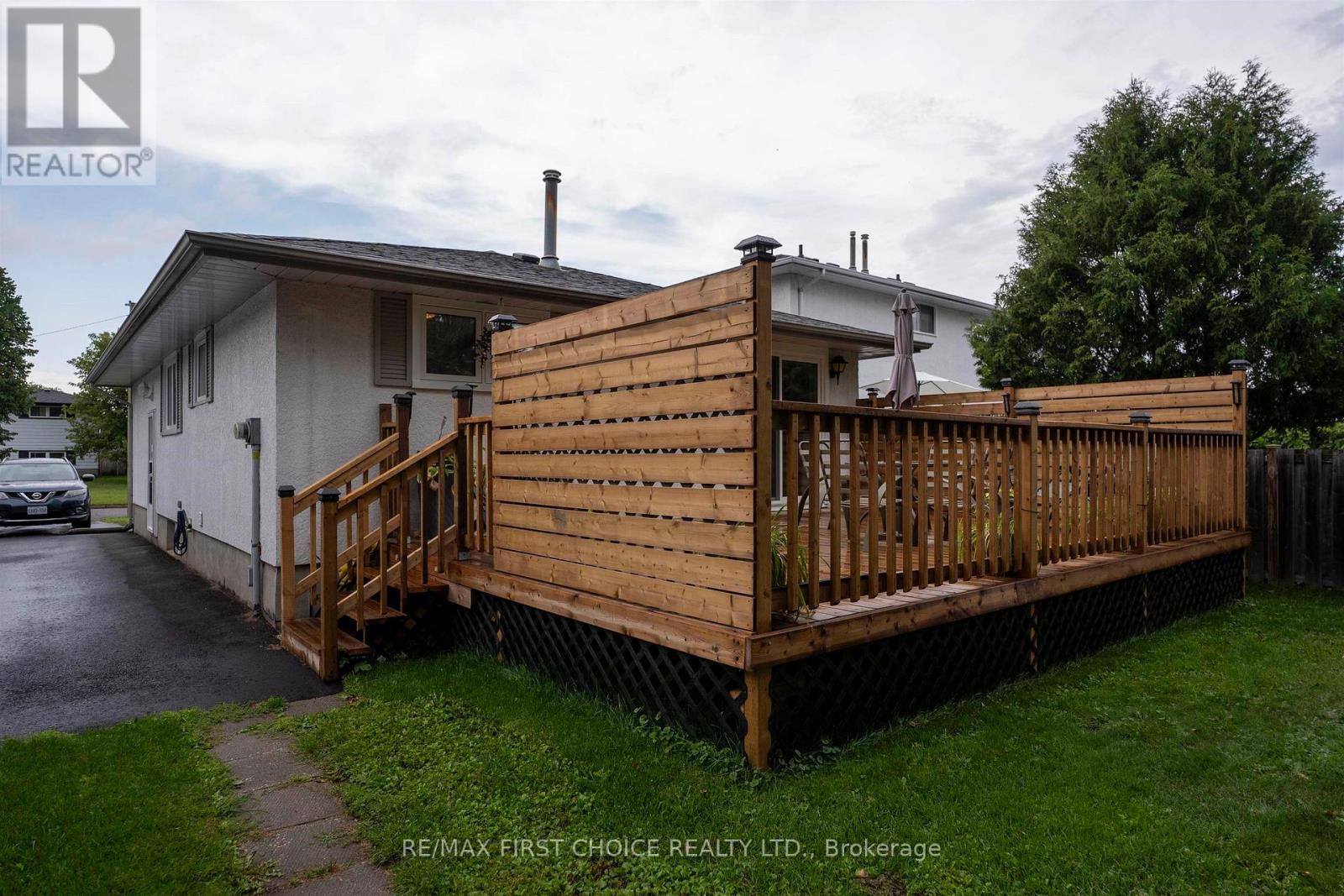 422 Simon Fraser Drive, Thunder Bay, Ontario  P7C 4Z8 - Photo 2 - X13715580