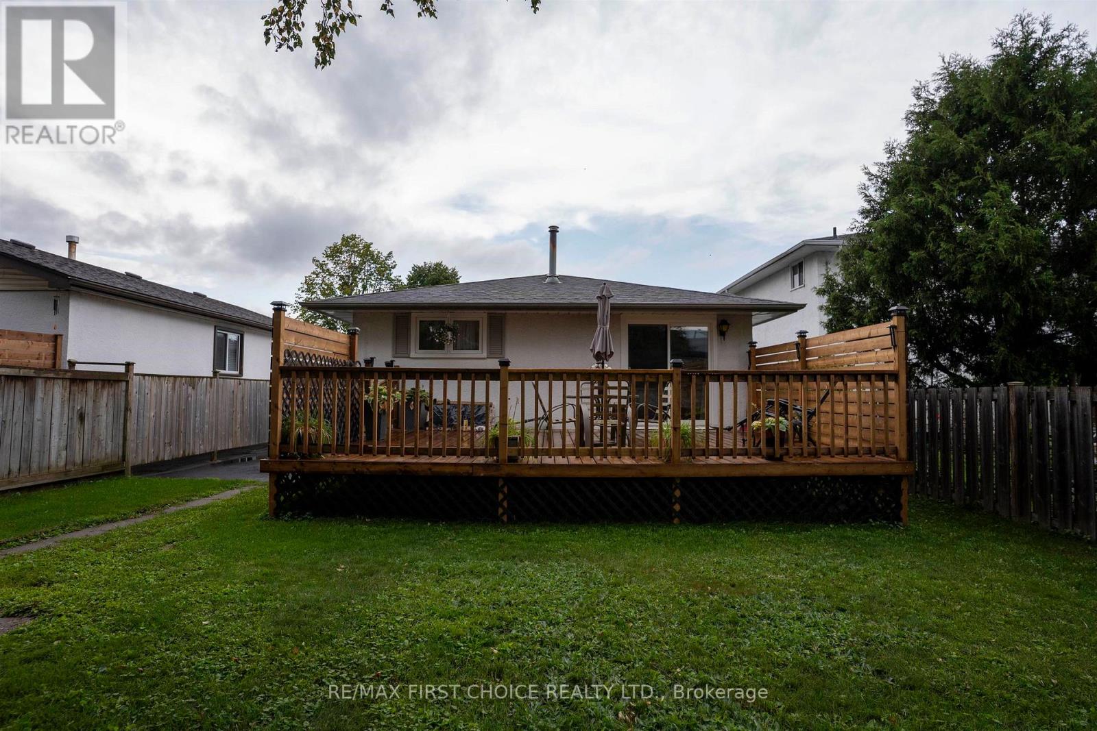 422 Simon Fraser Drive, Thunder Bay, Ontario  P7C 4Z8 - Photo 33 - X13715580