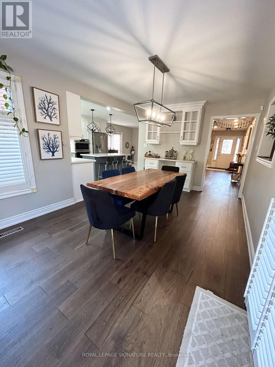 Upper - 2951 Kingsway Drive, Oakville, Ontario  L6J 6V1 - Photo 12 - W13730616