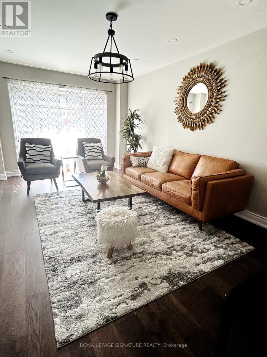 Upper - 2951 Kingsway Drive, Oakville, Ontario  L6J 6V1 - Photo 3 - W13730616