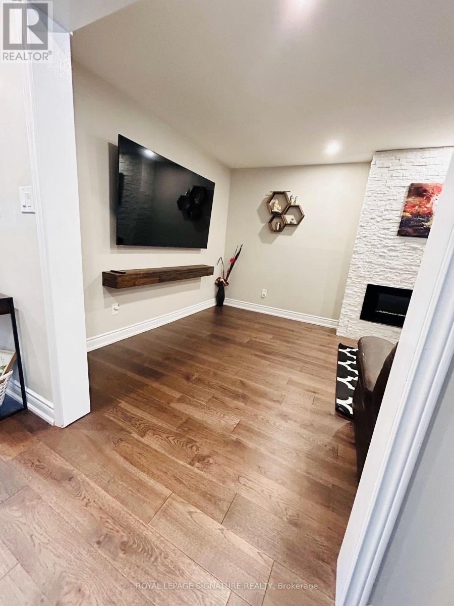 Upper - 2951 Kingsway Drive, Oakville, Ontario  L6J 6V1 - Photo 6 - W13730616