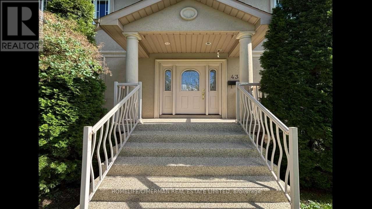 43 Riverlea Drive, Toronto, Ontario  M9P 2B1 - Photo 3 - W13730624