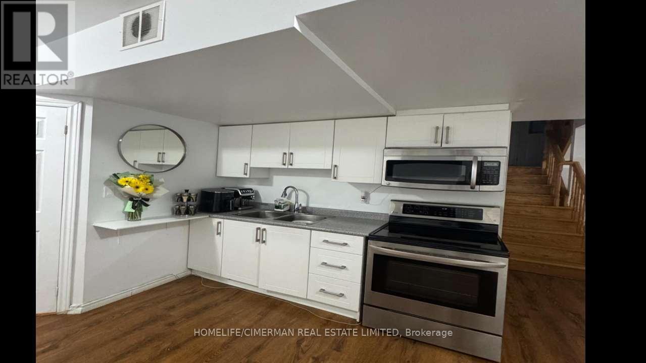 43 Riverlea Drive, Toronto, Ontario  M9P 2B1 - Photo 32 - W13730624