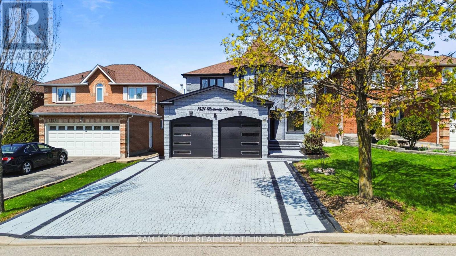1521 ROSEWAY DRIVE, Mississauga, Ontario