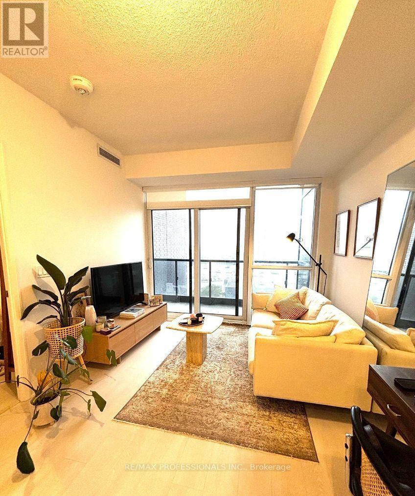 726 - 10 Gibbs Road, Toronto, Ontario  M9B 0E2 - Photo 5 - W13730756