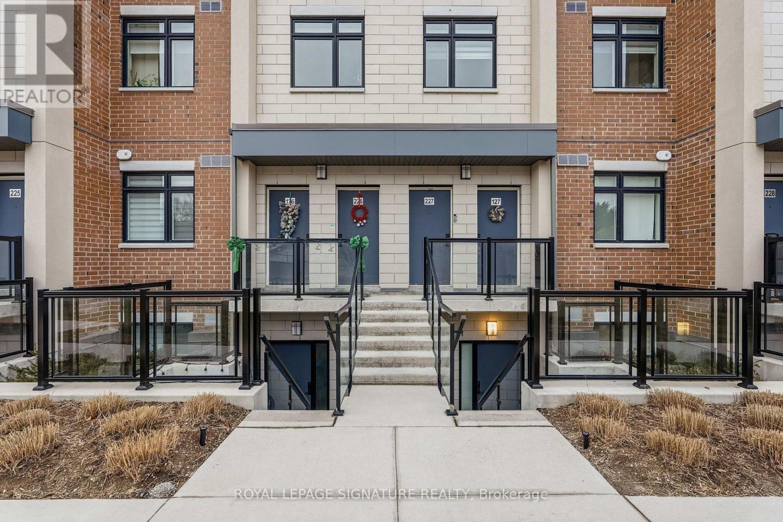 227 - 1062 Douglas Mccurdy Common, Mississauga, Ontario  L5G 0C6 - Photo 2 - W13730758