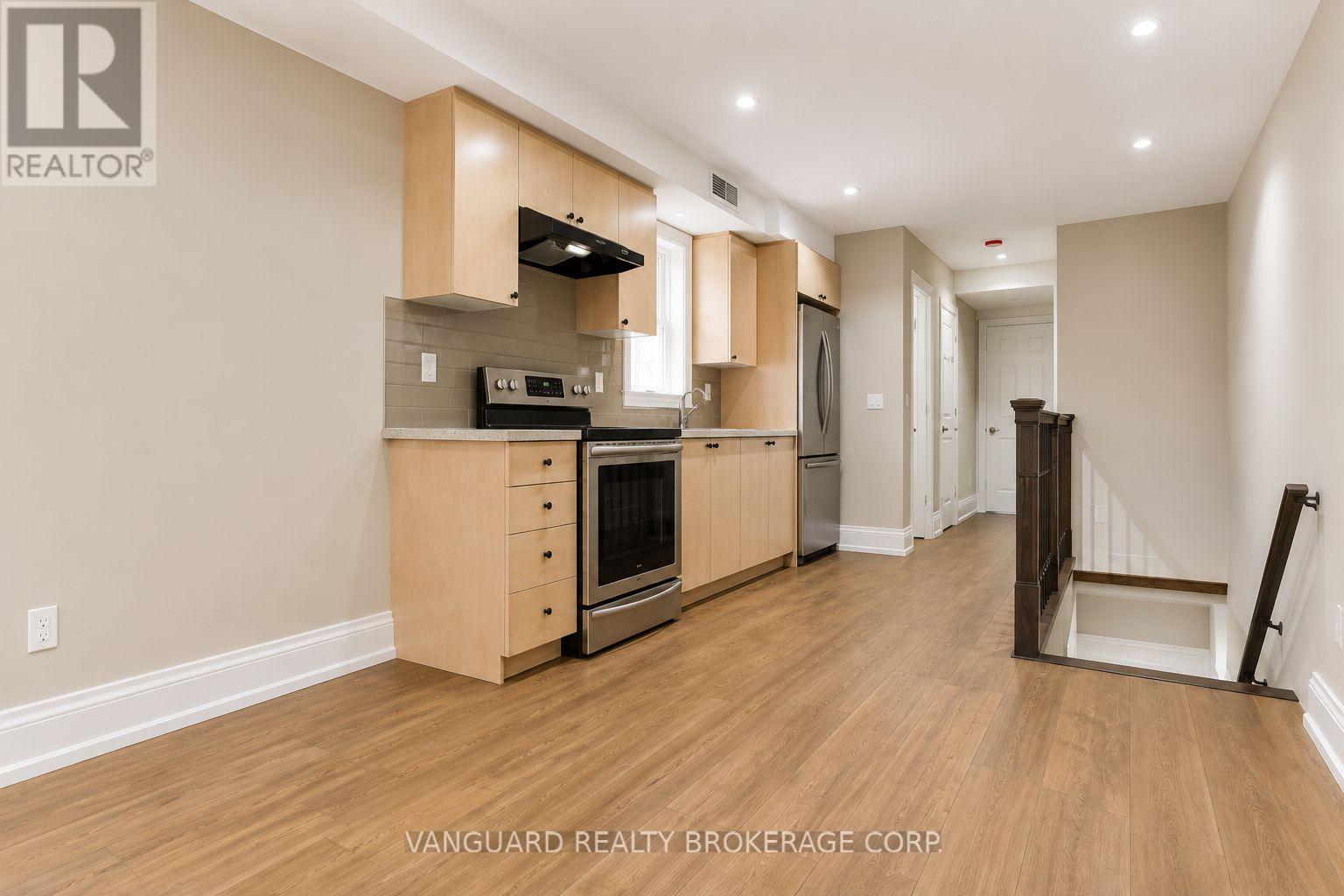2nd Floor - 170 Yarmouth Road, Toronto, Ontario  M6G 1X4 - Photo 3 - W13730802