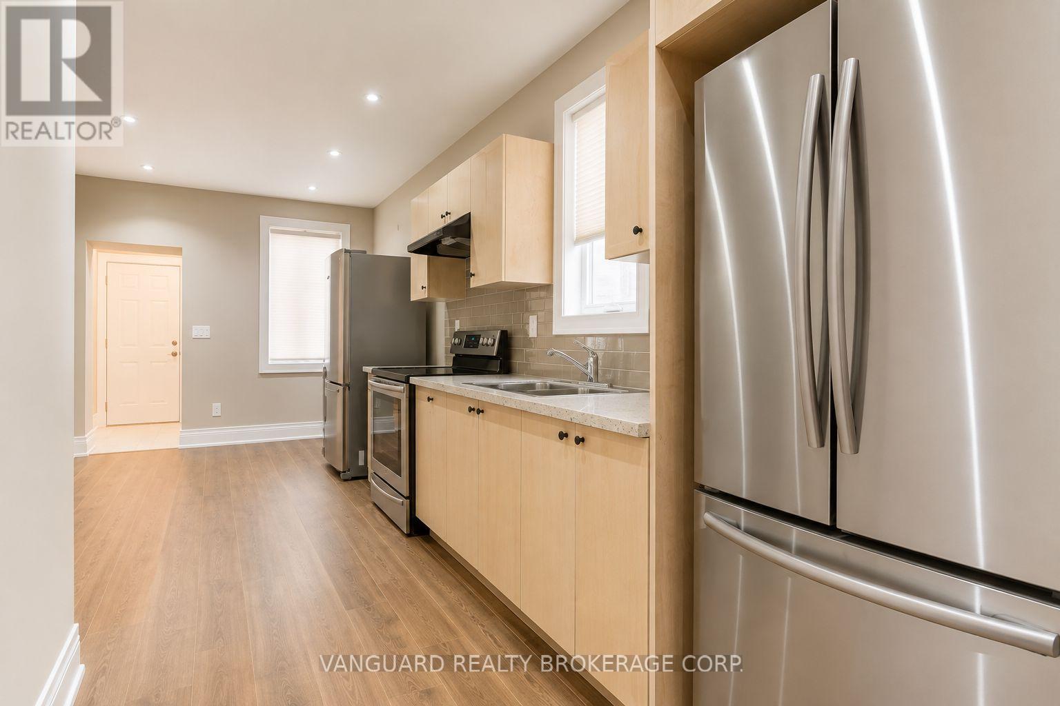 2nd Floor - 170 Yarmouth Road, Toronto, Ontario  M6G 1X4 - Photo 5 - W13730802