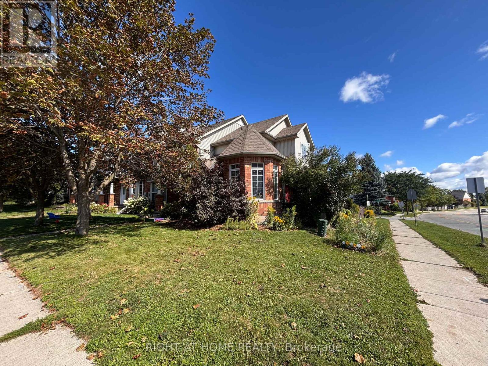 1 MONTGOMERY BOULEVARD, Orangeville, Ontario