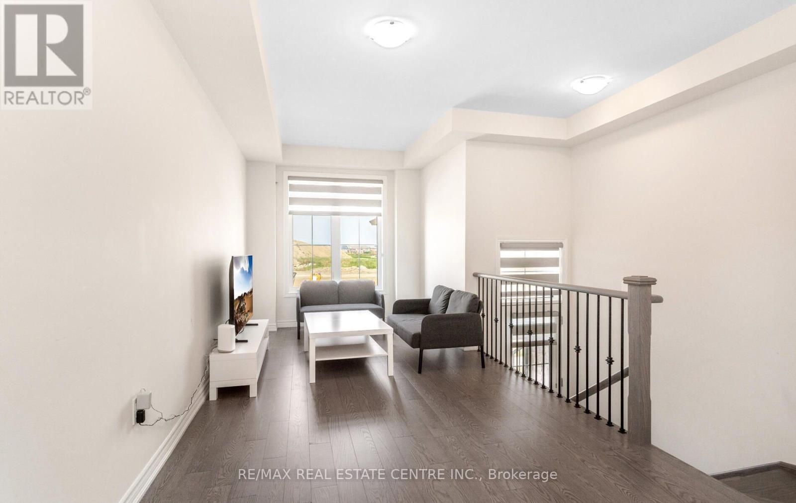 353 Inspire Boulevard, Brampton, Ontario  L6R 0B8 - Photo 4 - W13730878