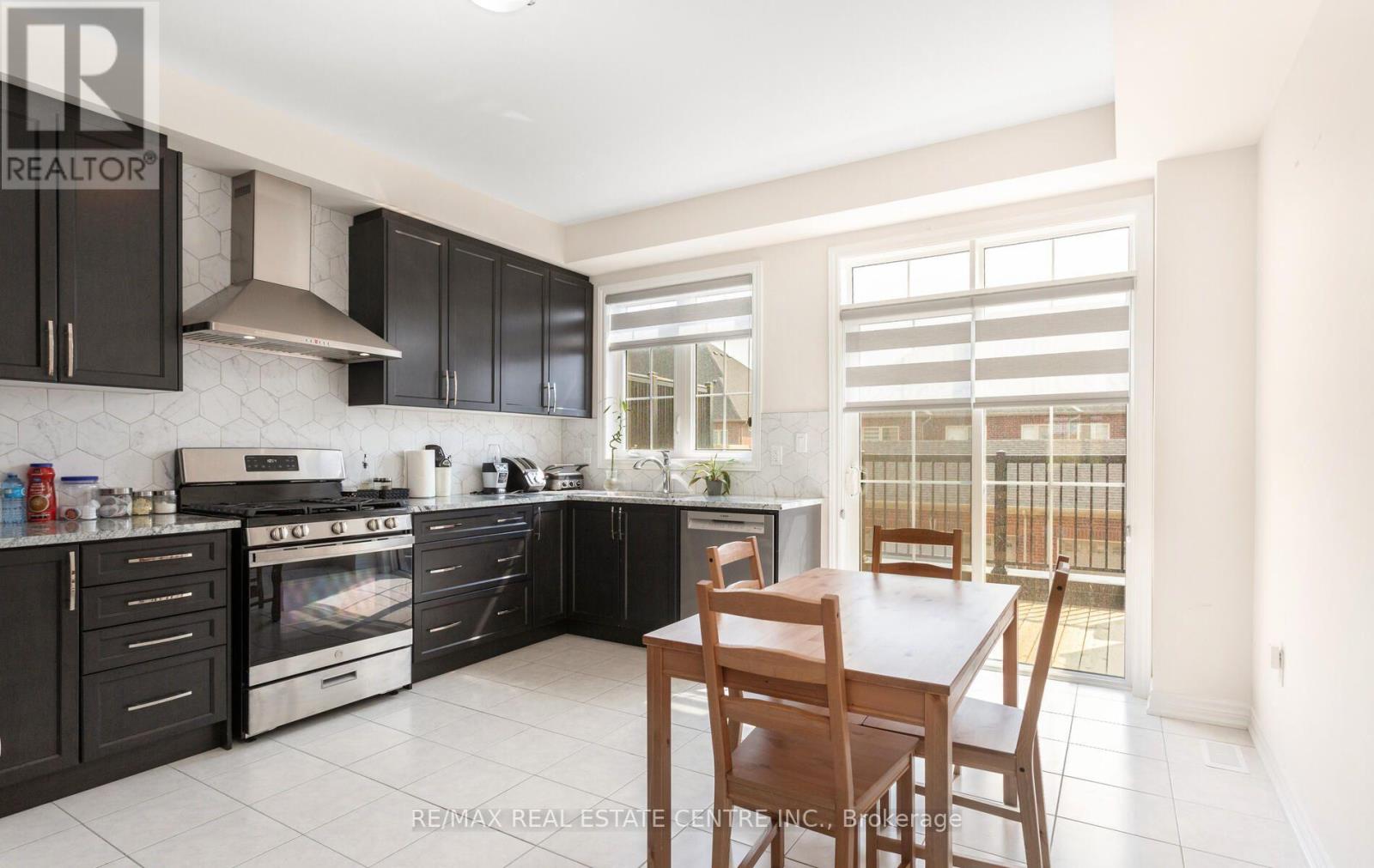 353 Inspire Boulevard, Brampton, Ontario  L6R 0B8 - Photo 8 - W13730878