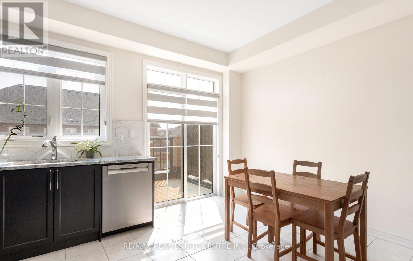 353 Inspire Boulevard, Brampton, Ontario  L6R 0B8 - Photo 9 - W13730878