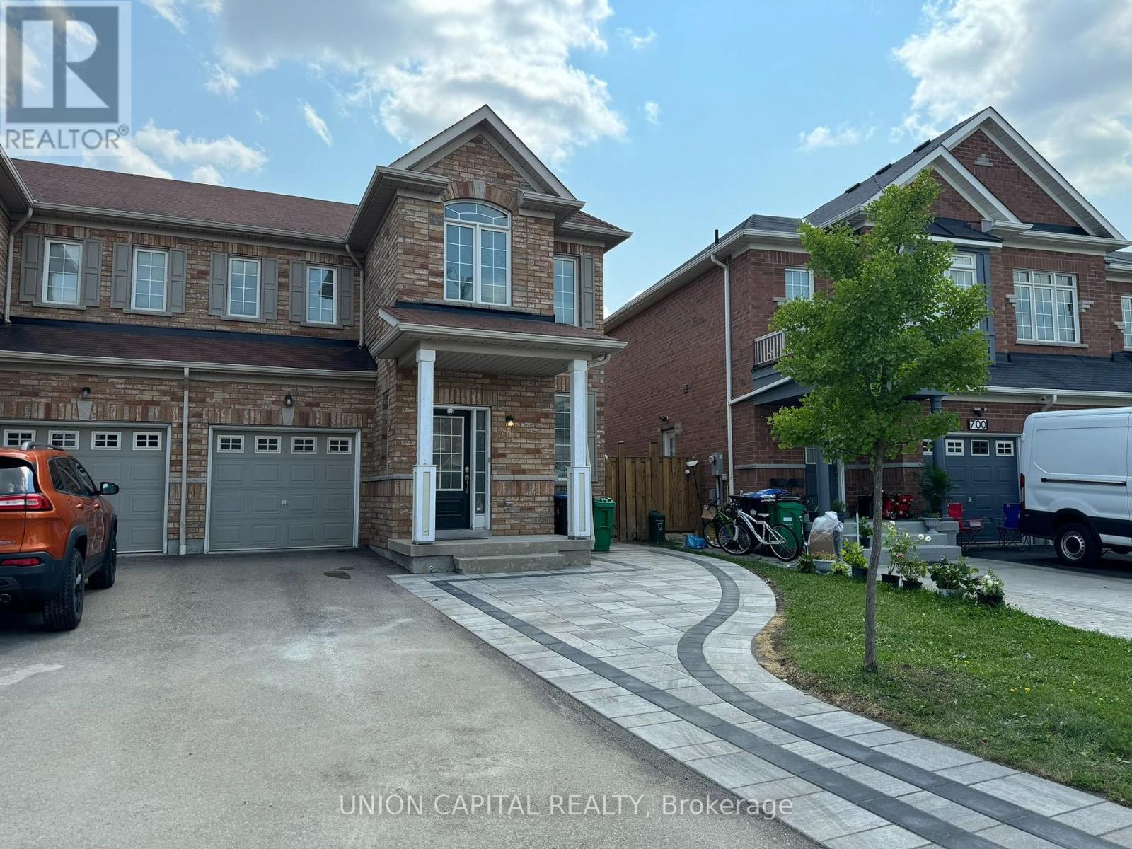 Lower - 704 Courtney Valley Road, Mississauga, Ontario  L5V 0C3 - Photo 17 - W13730940