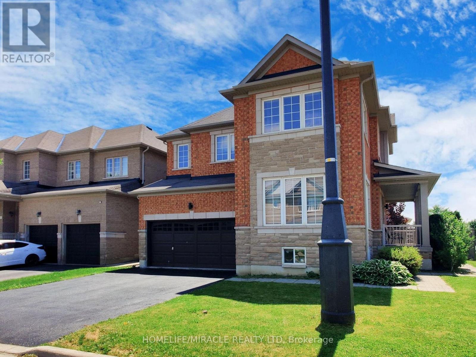 Upper - 63 Sleightholme Crescent, Brampton, Ontario  L6P 3E7 - Photo 1 - W13730950