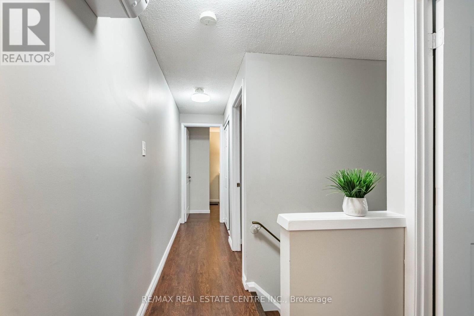 19 Huntingwood Crescent, Brampton, Ontario  L6S 1S5 - Photo 13 - W13730954