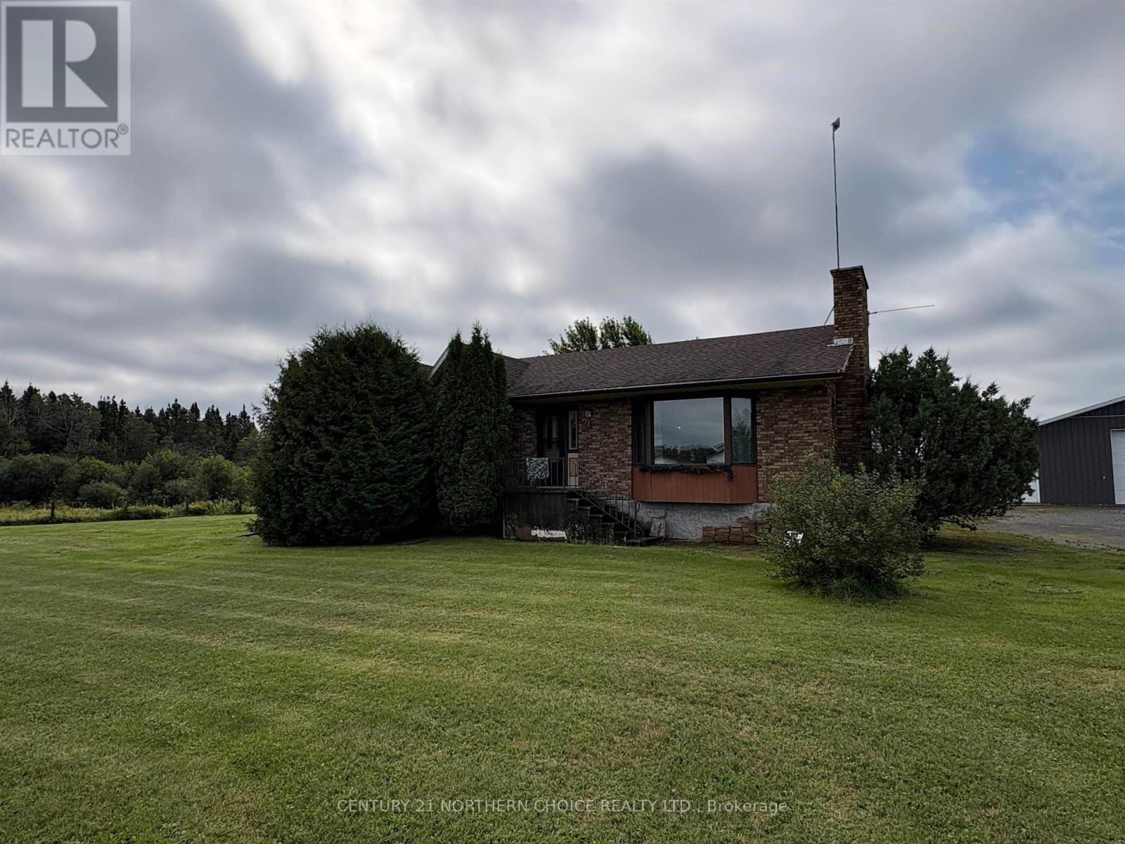 859 BURRISS ROAD E, La Vallee, Ontario